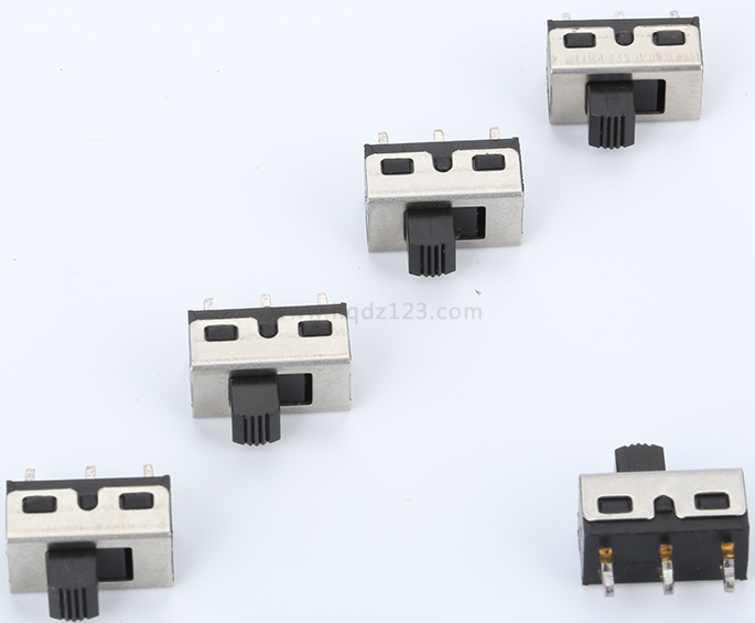 微型化撥動開關(guān)的制造工藝與材料研究